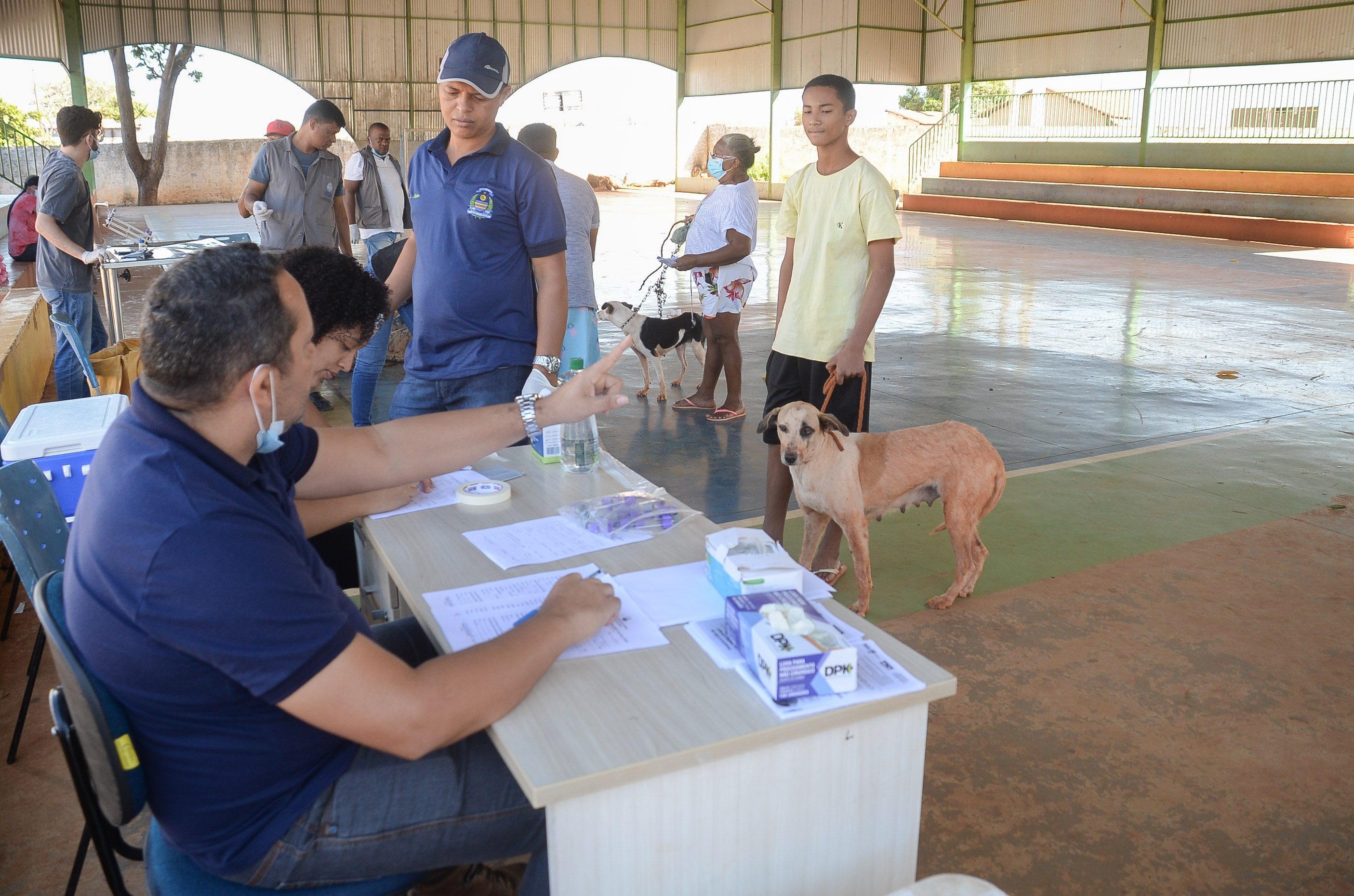 Ação contou com médicos veterinários residentes da Fesp
