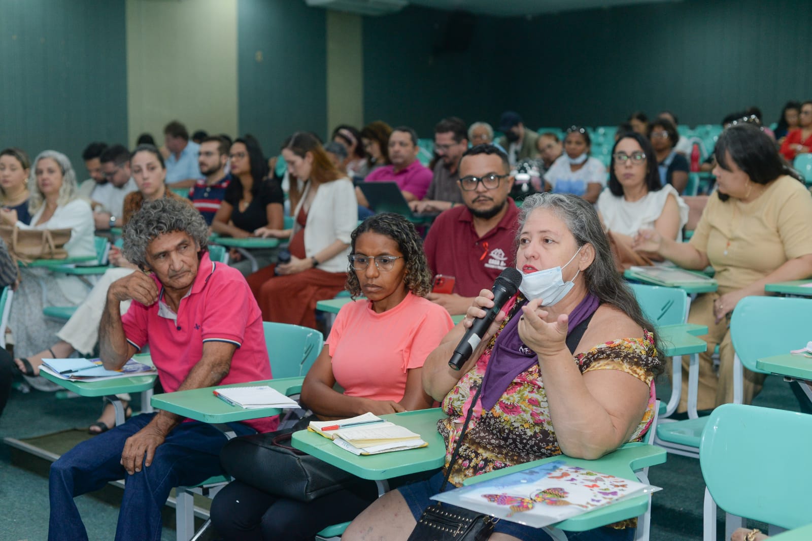 Propostas para a saúde são debatidas por moradores da região norte na pré-conferência municipal